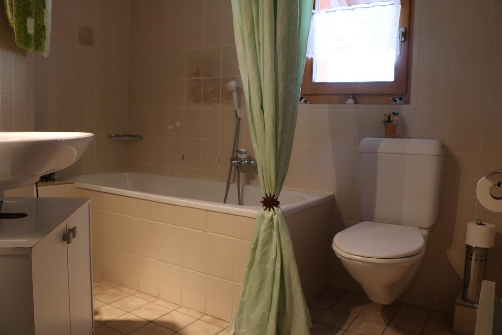 Apartment Chez Vero Et Bernard Bourg-Saint-Pierre Luaran gambar